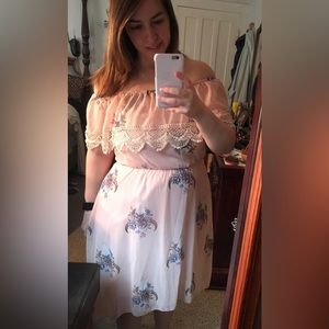 Charlotte Russe off shoulder short sleeve dress with lace and lined size medium